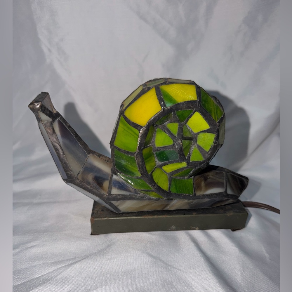 Vintage Tiffany-Style Stained Glass Snail Accent Lamp – Whimsical Night Light - Picture 2 of 9